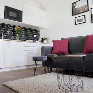 Vizzit Us Premium Apartment Warsaw